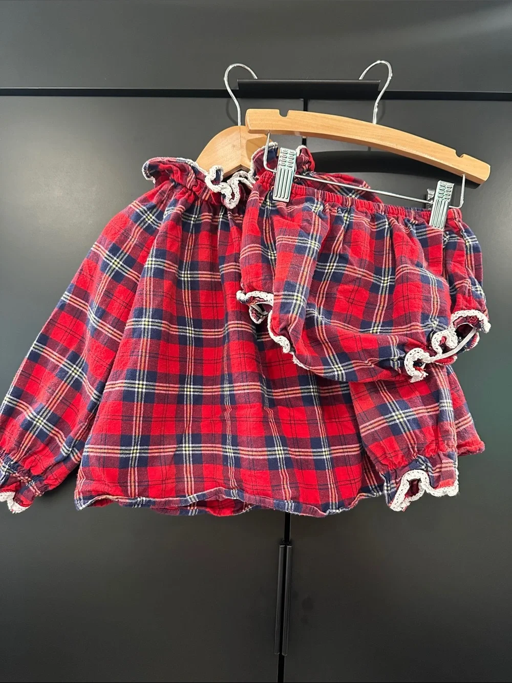 Bella Bliss Kids Red Plaid Flannel Ruffle Top and Bloomer Set Size 2
